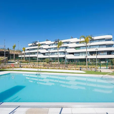 Magnificent 3-bedroom Apartment, Terrace, Sauna And Swimming Pools *
