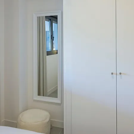 Magnificent 3-bedroom Apartment, Terrace, Sauna And Swimming Pools Daire *