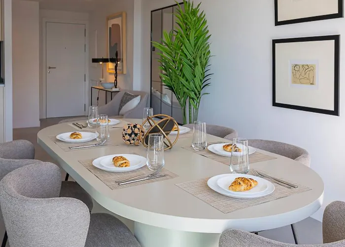 Magnificent 3-bedroom Apartment, Terrace, Sauna And Swimming Pools Apartament