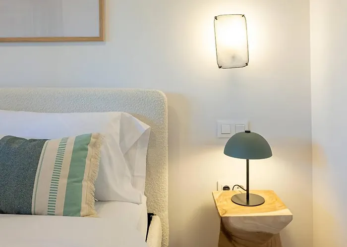 Appartement Magnificent 3-bedroom Apartment, Terrace, Sauna And Swimming Pools *