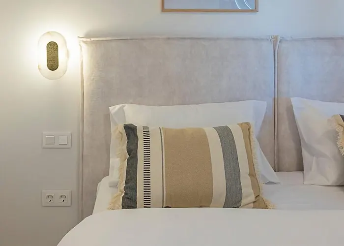 Appartement Magnificent 3-bedroom Apartment, Terrace, Sauna And Swimming Pools *