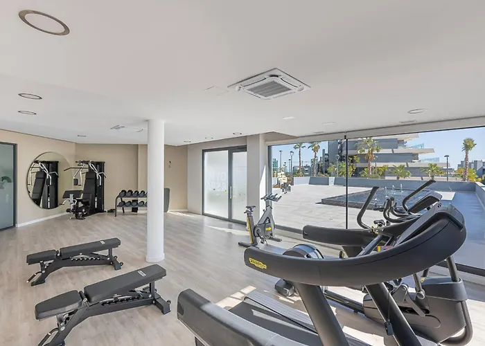 Magnificent 3-bedroom Apartment, Terrace, Sauna And Swimming Pools Estepona