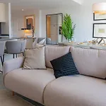 Magnificent 3-bedroom Apartment, Terrace, Sauna And Swimming Pools Estepona