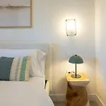Apartment Magnificent 3-bedroom Apartment, Terrace, Sauna And Swimming Pools *