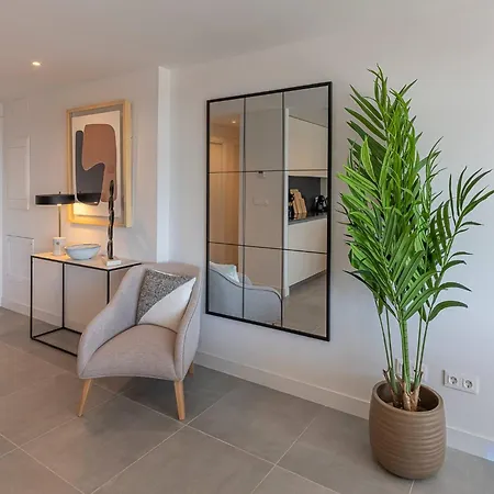 Magnificent 3-bedroom Apartment, Terrace, Sauna And Swimming Pools Estepona