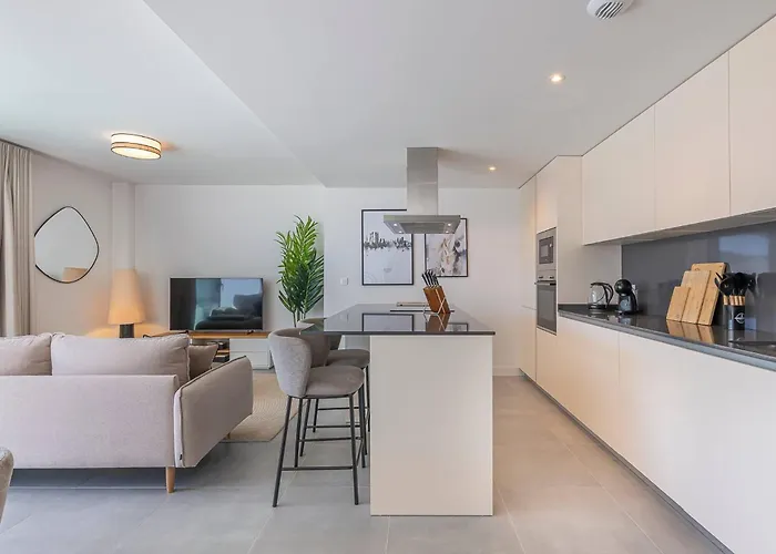 Magnificent 3-bedroom Apartment, Terrace, Sauna And Swimming Pools *