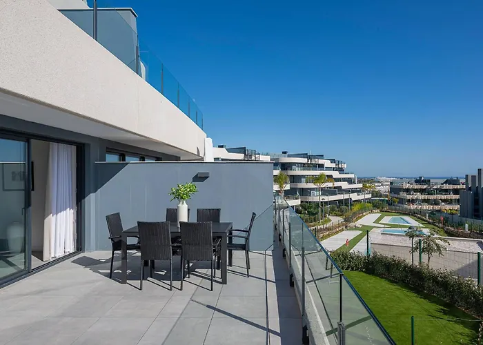 Magnificent 3-bedroom Apartment, Terrace, Sauna And Swimming Pools Estepona