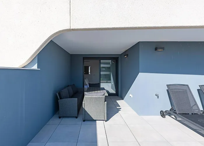 Magnificent 3-bedroom Apartment, Terrace, Sauna And Swimming Pools *