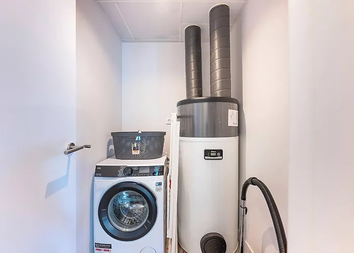 Magnificent 3-bedroom Apartment, Terrace, Sauna And Swimming Pools *